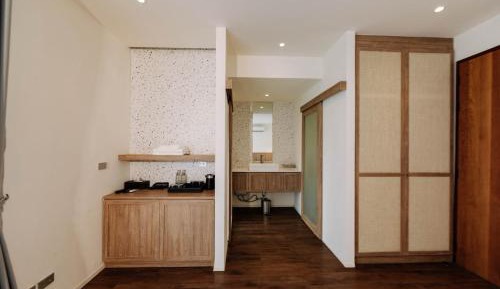 Double Room with Balcony (2 Adults + 1 Child)