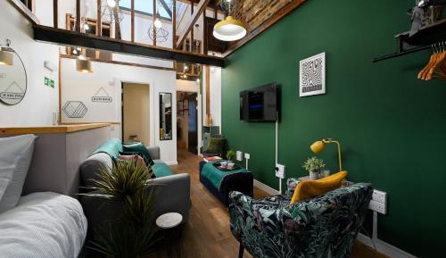 One-Bedroom Apartment