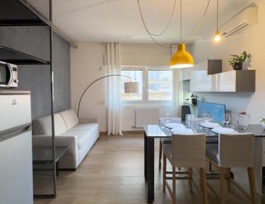 One-Bedroom Premier Apartment