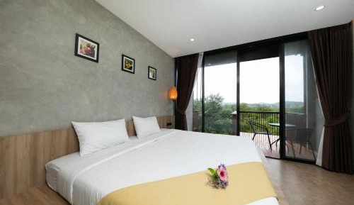 King Room with Balcony