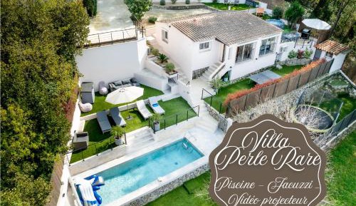 Deluxe Villa