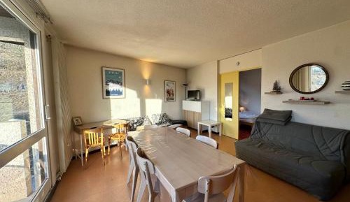 Apartment (6 Adults)