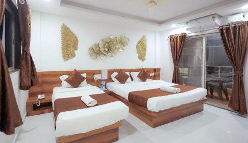 Triple Room with Balcony