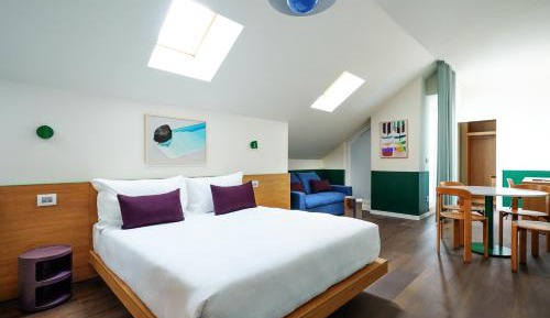 Extra Large Studio with Kitchenette, Balcony and Sofa Bed