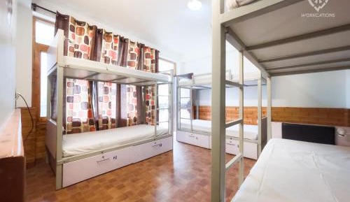 Bed in 6-Bed Mixed Dormitory Room