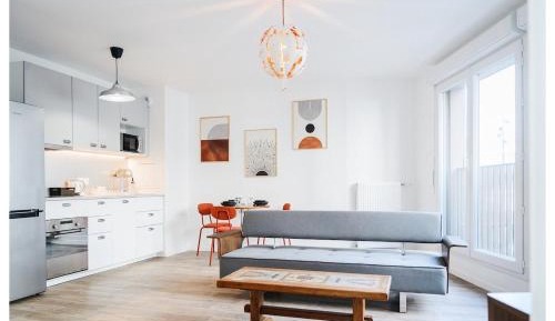 One-Bedroom Apartment