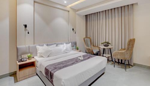 Superior King Room
