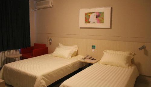 Standard Twin Room A