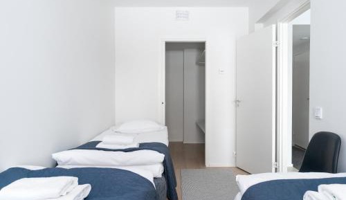 One-Bedroom Apartment with Terrace