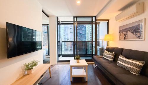 Family Two-Bedroom Apartment with View