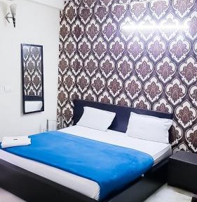 Deluxe Double Room (2 Adults + 1 Child)
