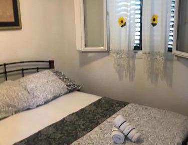 One-Bedroom Holiday Home