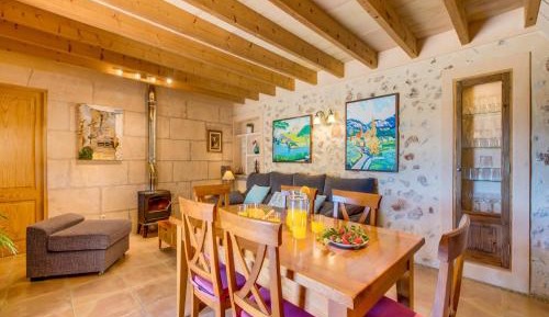 Three-Bedroom Holiday Home 