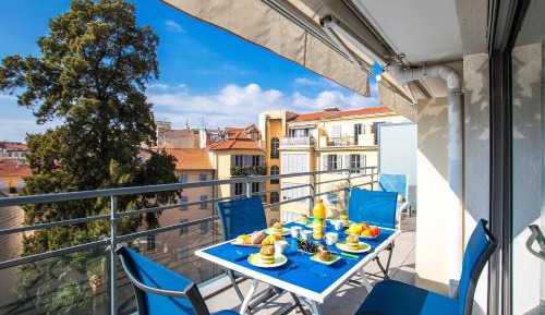 Apartment with Terrace