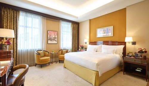 Premier King Room