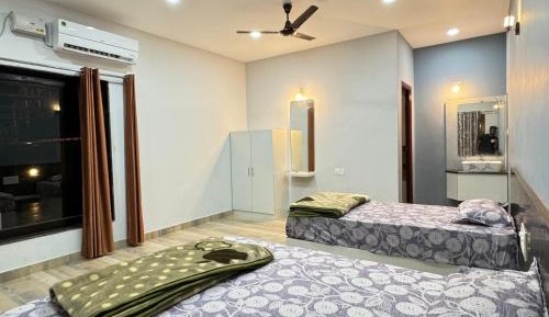 Luxury Triple Room