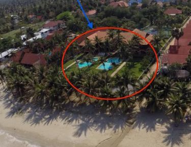 Villa - Beach Front