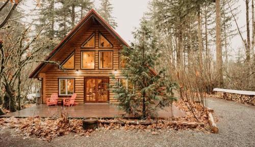 Three-Bedroom Cabin