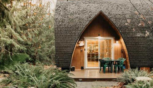 One-Bedroom Cabin