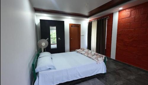 Deluxe Double Room with Bath