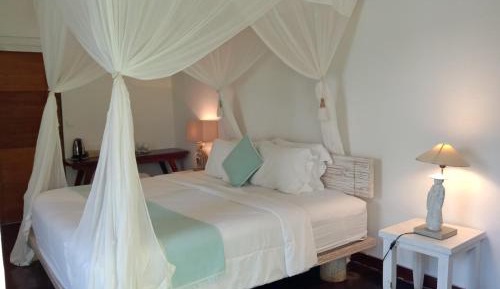Deluxe Bungalow