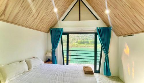 King Room with Lake View