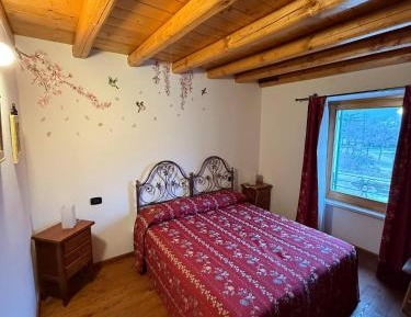 Room #1366811901