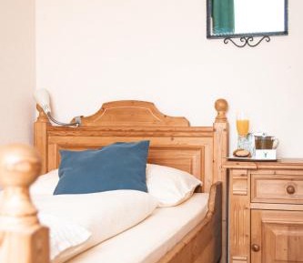 Single Room with Private Bathroom