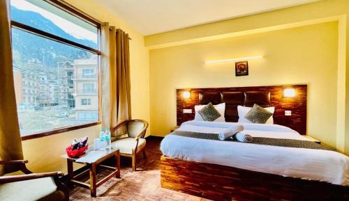 Deluxe King Room