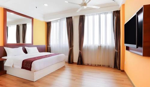 Deluxe King Room