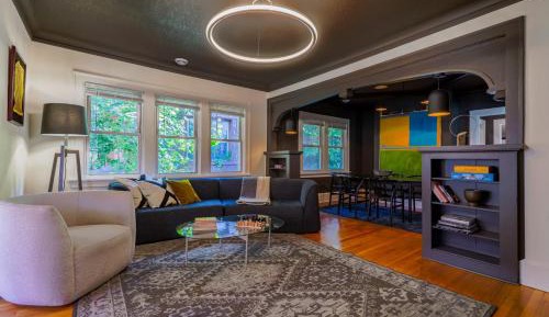 Three-Bedroom Holiday Home 