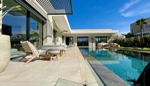 Deluxe Villa