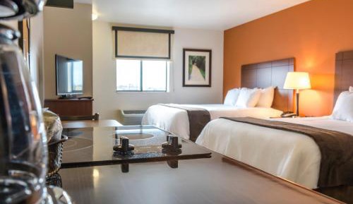 Queen Room with Two Queen Beds with Kitchen