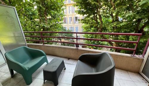 Studio with Terrace