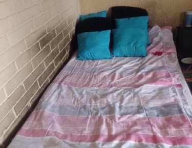 Queen Room with Shared Bathroom
