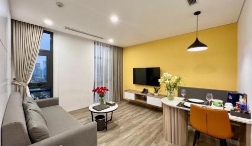 Two-Bedroom Apartment with City View