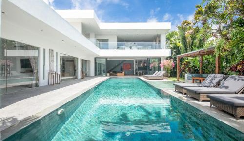 Deluxe Villa
