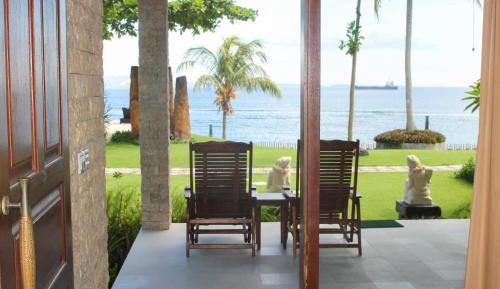 Deluxe Sea Front Bungalow