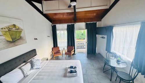 Double Room with Lake View
