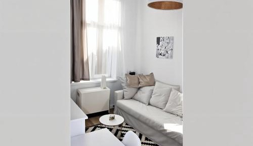 Studio with Sofa Bed