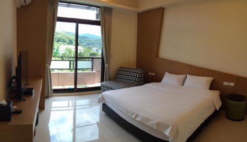 King Room with Mountain View