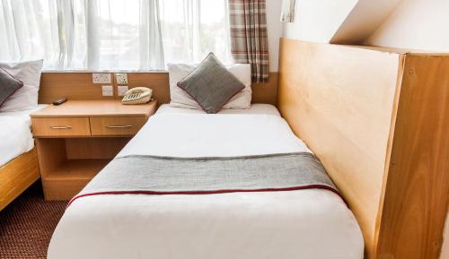 Deluxe Single Room