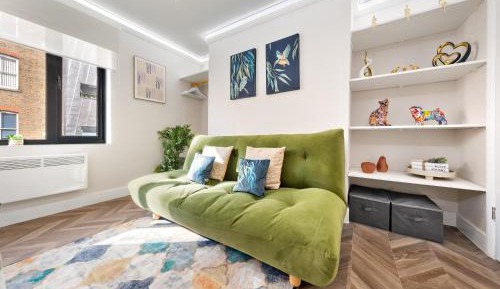 Studio Apartment