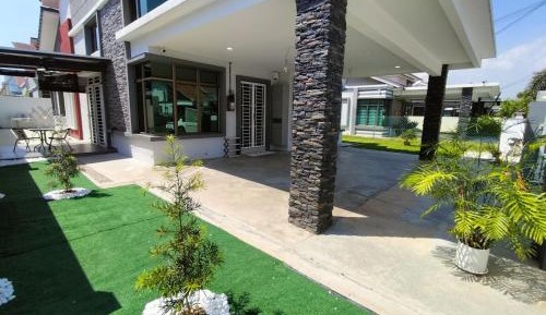 Three-Bedroom Villa