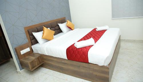 Deluxe King Suite