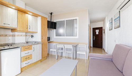 Apartment (4 Adults)
