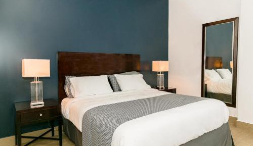 King Room with Mountain View