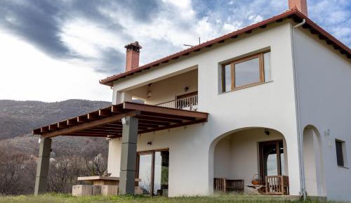 Three-Bedroom Holiday Home 