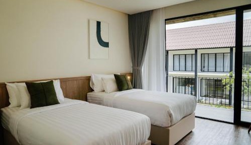 Superior Twin Room