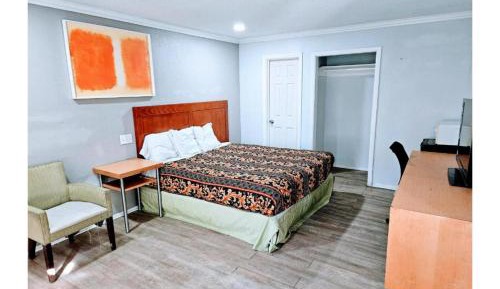 King Bed Non-Smoking